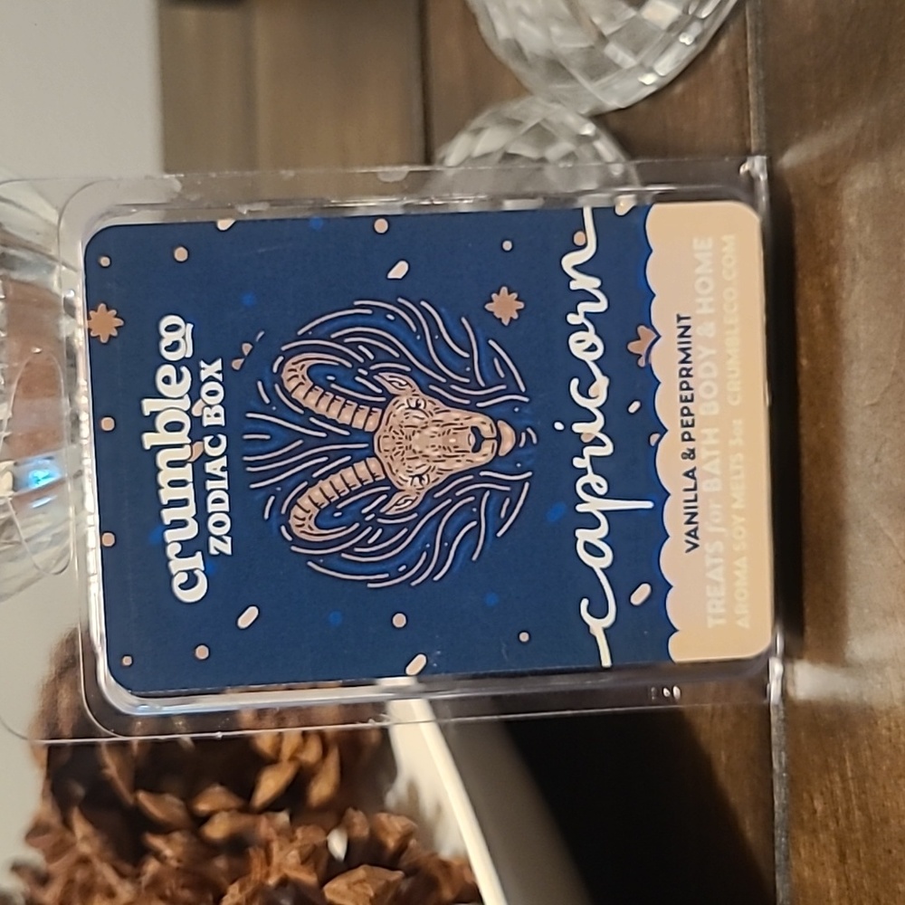 “Capricorn” Crumble soy wax melts